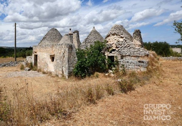 quadrivano in vendita ad Ostuni