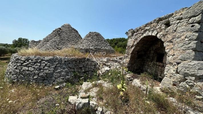 negozio in vendita ad Ostuni