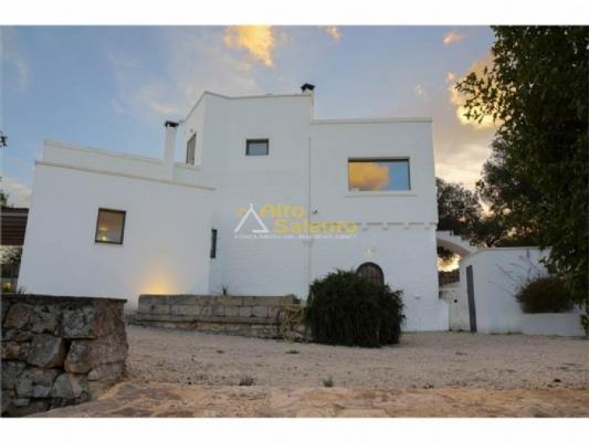 negozio in vendita ad Ostuni