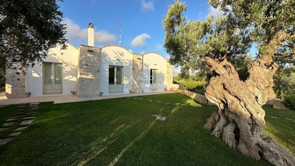 casa indipendente in vendita ad Ostuni