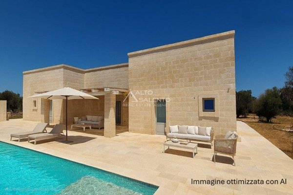 casa indipendente in vendita ad Ostuni