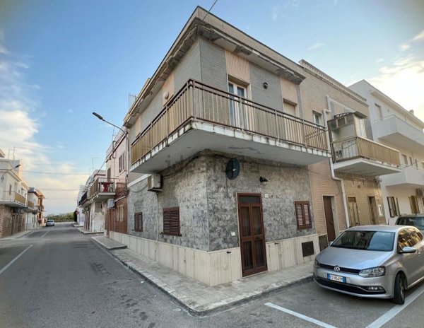 casa indipendente in vendita ad Ostuni in zona Villanova