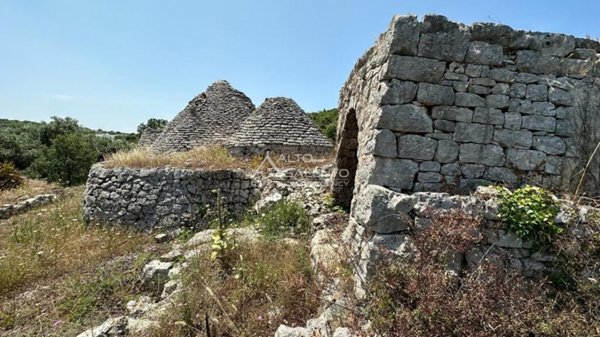 negozio in vendita ad Ostuni