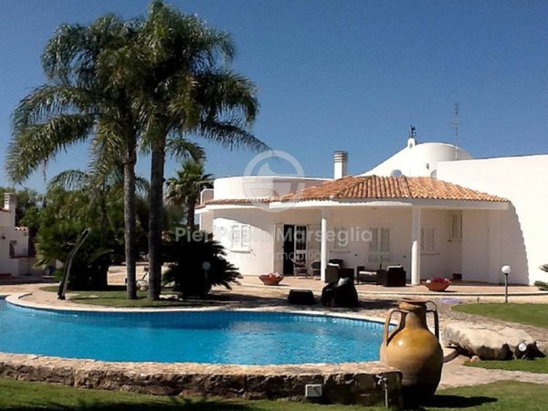 casa indipendente in vendita ad Ostuni