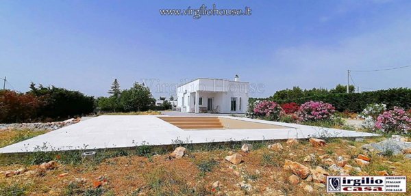 casa indipendente in vendita ad Ostuni