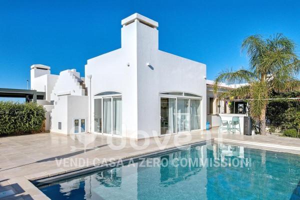 casa indipendente in vendita ad Ostuni in zona Villanova