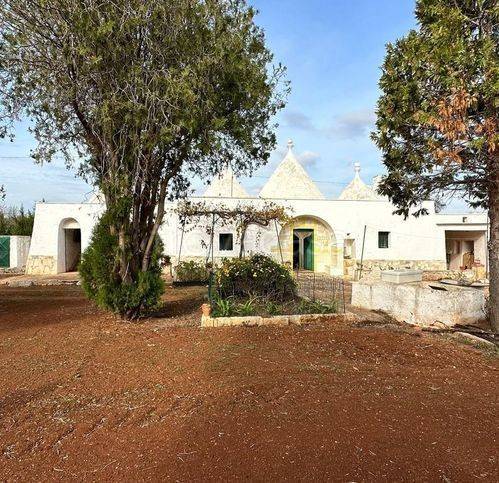 pentavano in vendita ad Ostuni