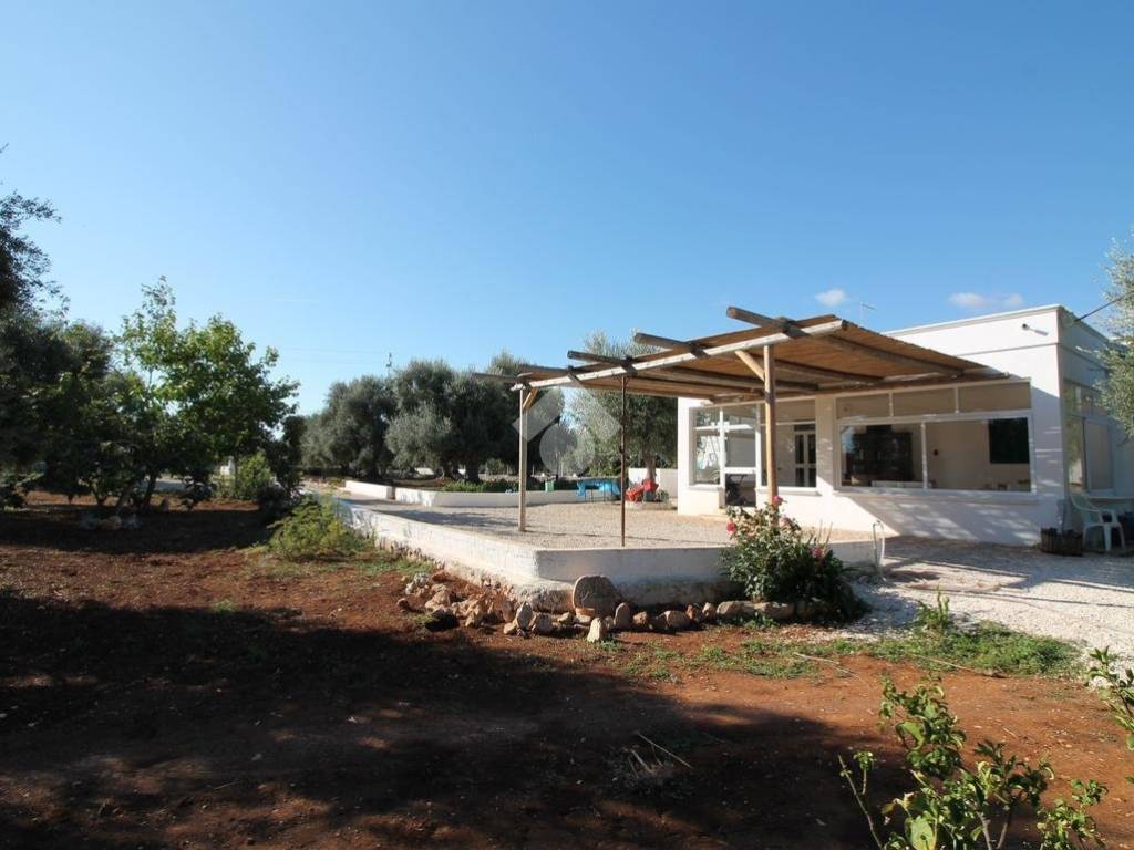 casa indipendente in vendita ad Ostuni