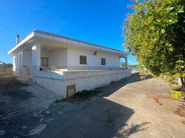casa indipendente in vendita ad Ostuni