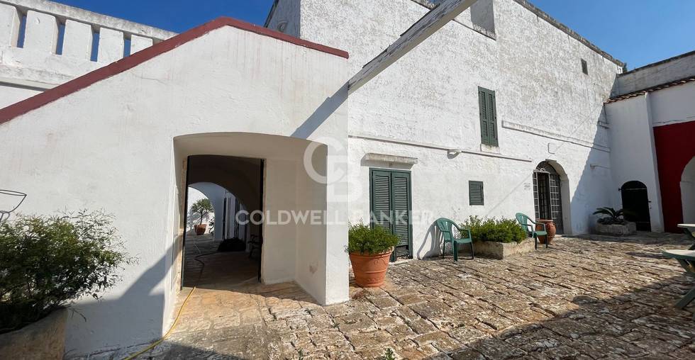 negozio in vendita ad Ostuni