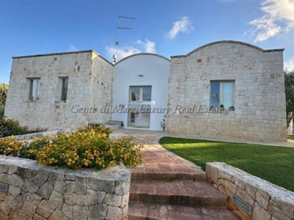 casa indipendente in vendita ad Ostuni