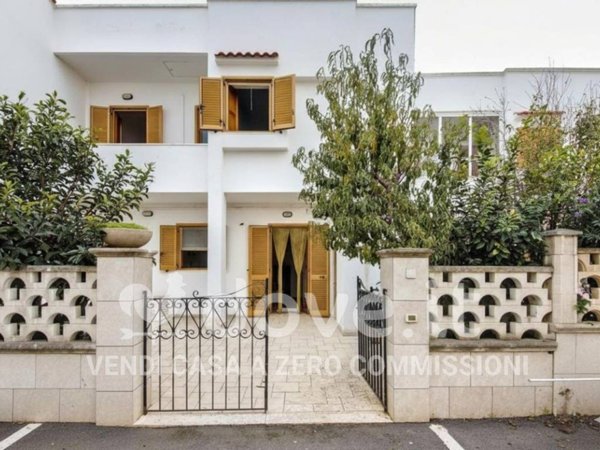 casa indipendente in vendita ad Ostuni in zona Villanova