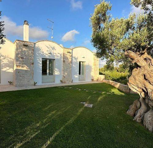 casa indipendente in vendita ad Ostuni