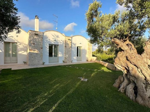 casa indipendente in vendita ad Ostuni