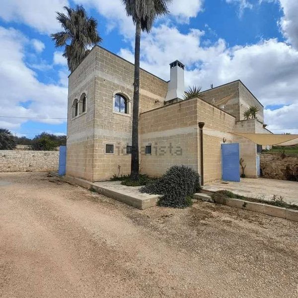 casa indipendente in vendita ad Ostuni