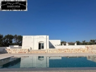 casa indipendente in vendita ad Ostuni