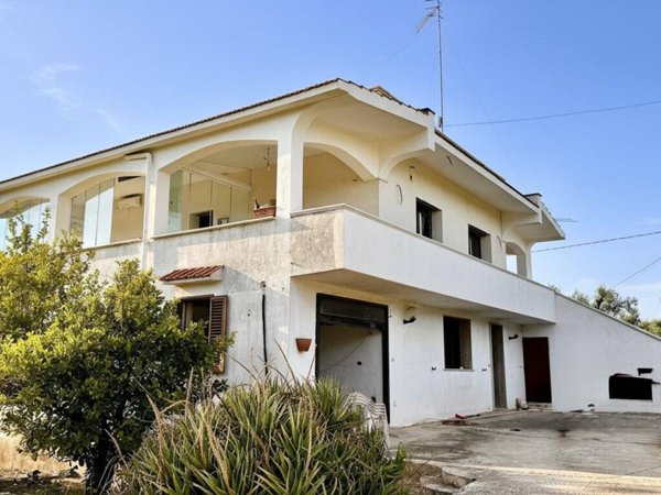 casa indipendente in vendita ad Ostuni