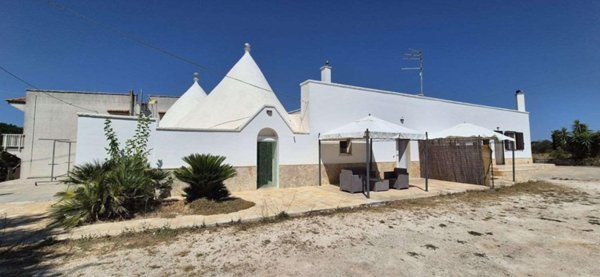 casa indipendente in vendita ad Ostuni