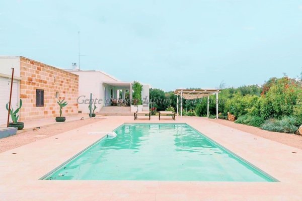 casa indipendente in vendita ad Ostuni