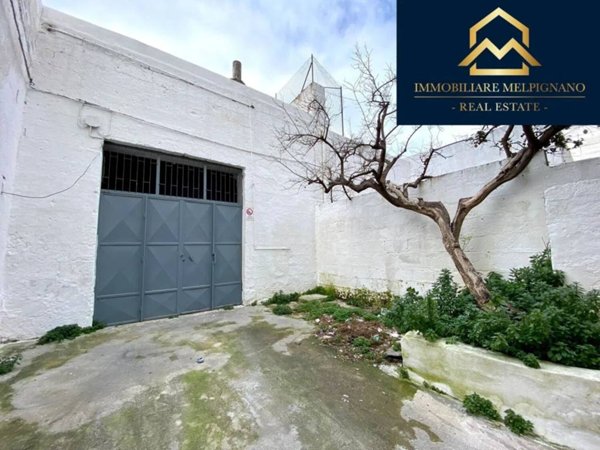 negozio in vendita ad Ostuni