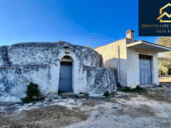 casa indipendente in vendita ad Ostuni