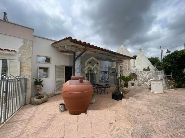 casa indipendente in vendita ad Ostuni