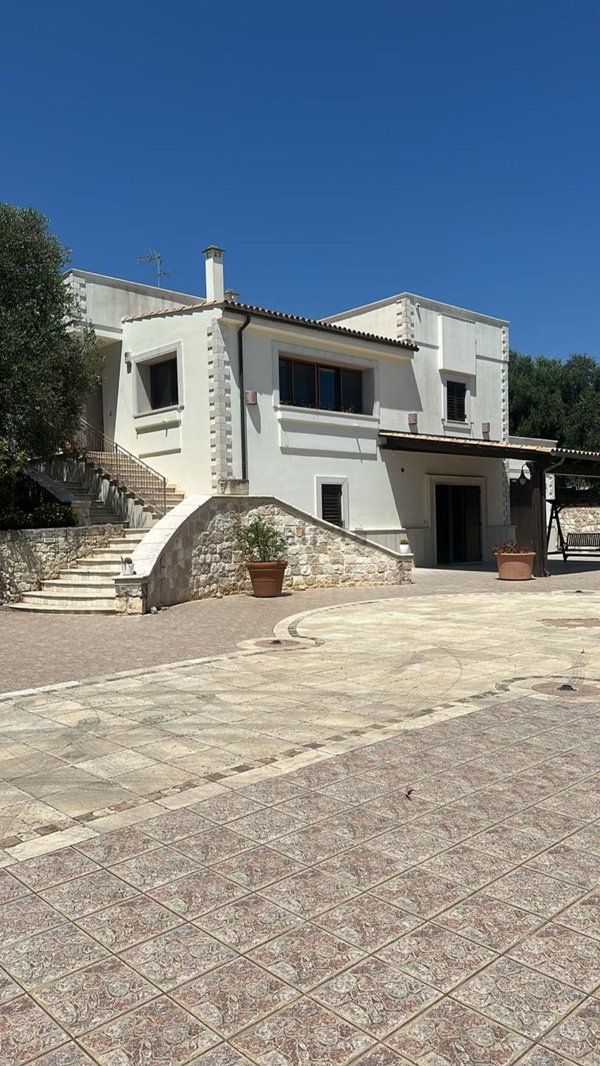 casa indipendente in vendita ad Ostuni