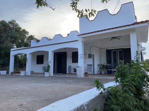 casa indipendente in vendita ad Ostuni