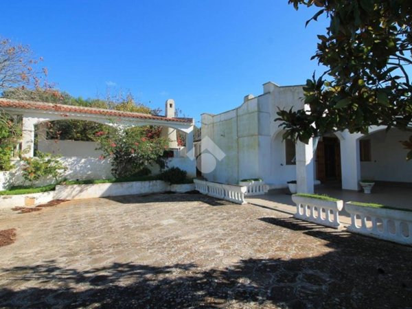 casa indipendente in vendita ad Ostuni