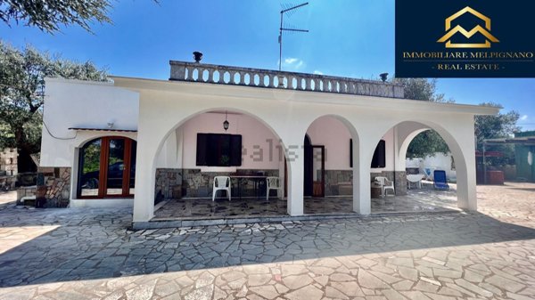 casa indipendente in vendita ad Ostuni