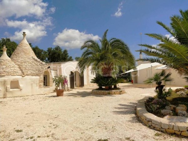 casa indipendente in vendita ad Ostuni