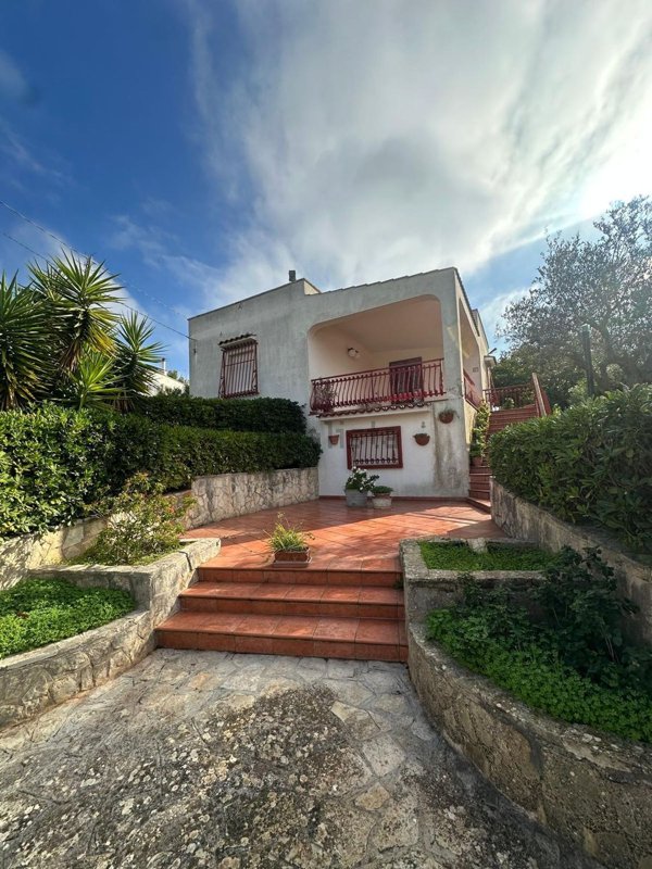 casa indipendente in vendita ad Ostuni