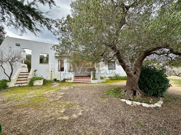 casa indipendente in vendita ad Ostuni