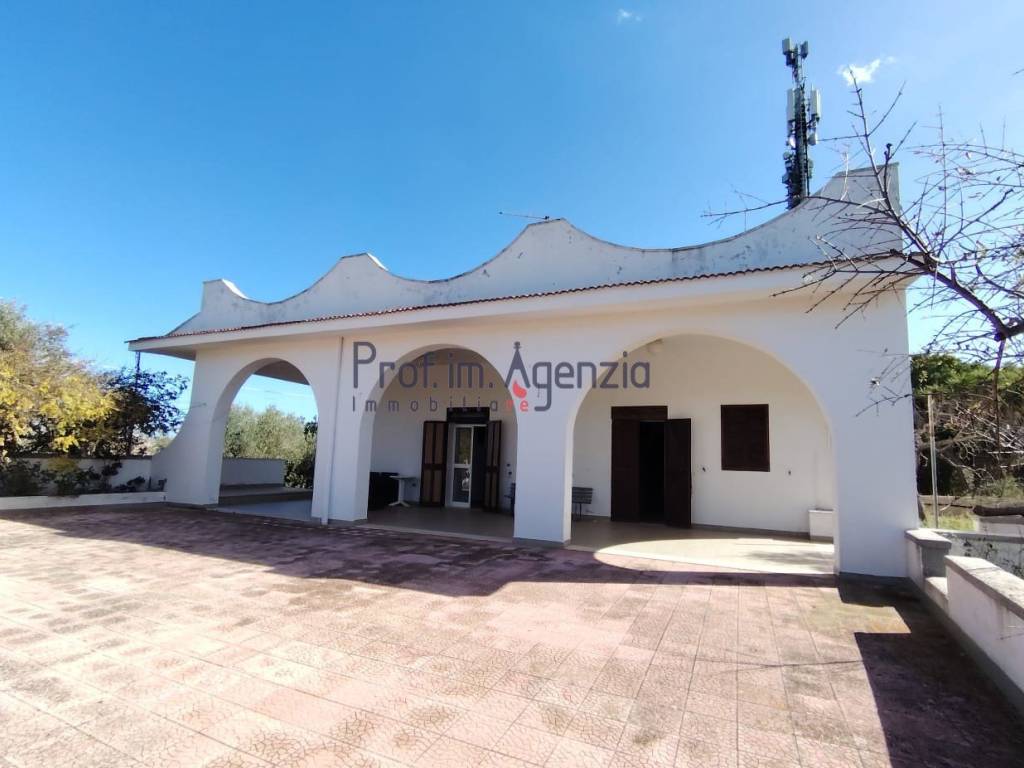 casa indipendente in vendita ad Ostuni