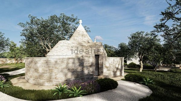 pentavano in vendita ad Ostuni