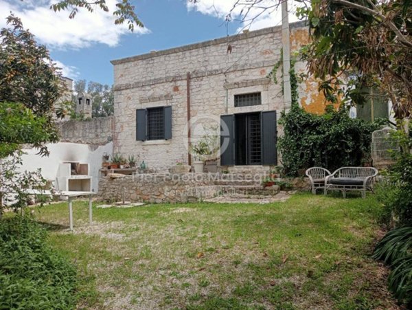 casa indipendente in vendita ad Ostuni