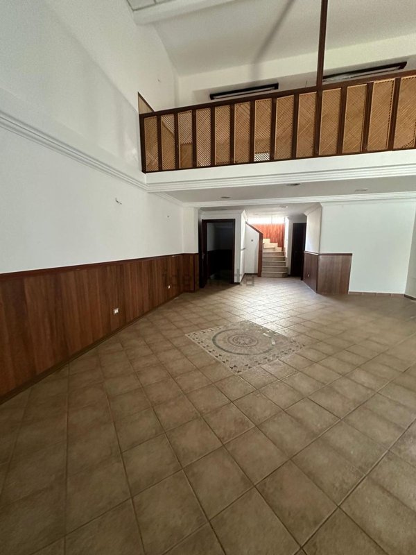 locale commerciale in vendita ad Ostuni