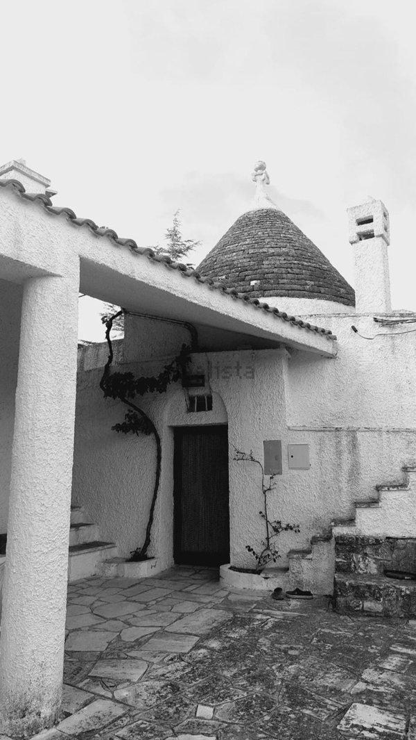 esavano in vendita ad Ostuni