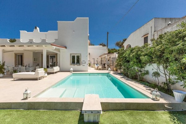 casa indipendente in vendita ad Ostuni