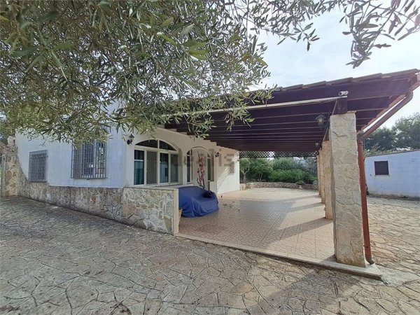 casa indipendente in vendita ad Ostuni