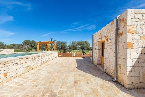 casa indipendente in vendita ad Ostuni