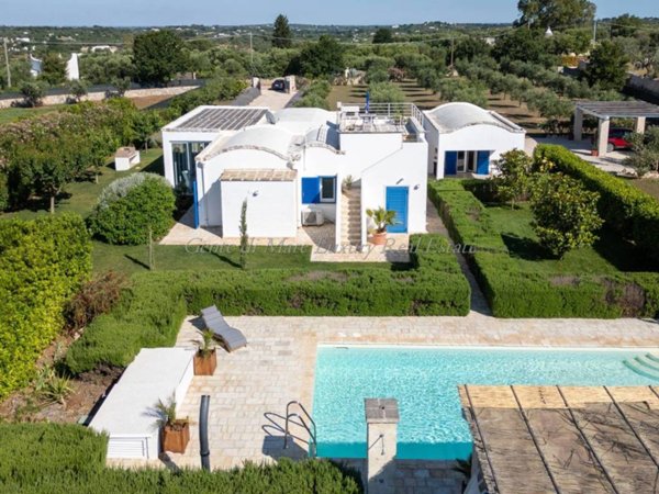 casa indipendente in vendita ad Ostuni