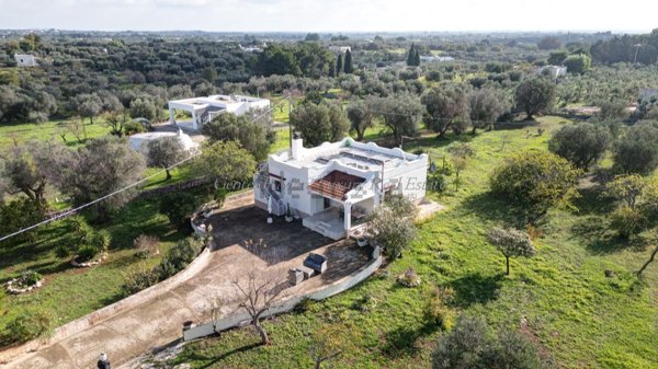 casa indipendente in vendita ad Ostuni