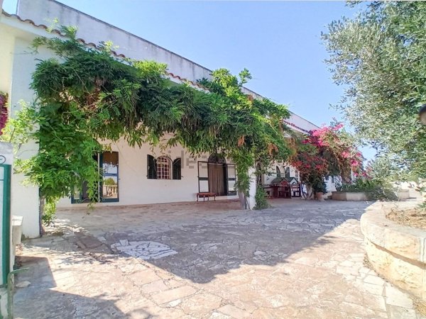 casa indipendente in vendita ad Ostuni
