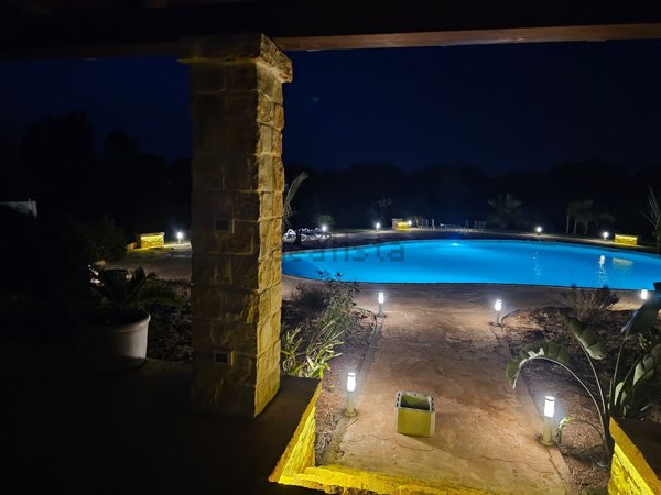 pentavano in vendita ad Ostuni