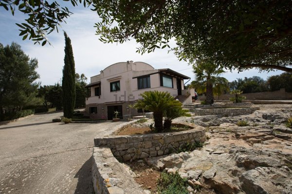 casa indipendente in vendita ad Ostuni