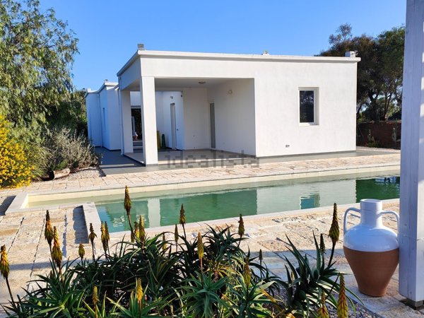 casa indipendente in vendita ad Ostuni