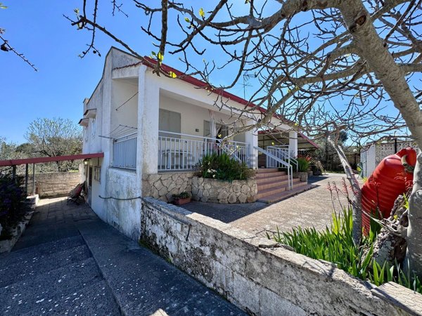 casa indipendente in vendita ad Ostuni