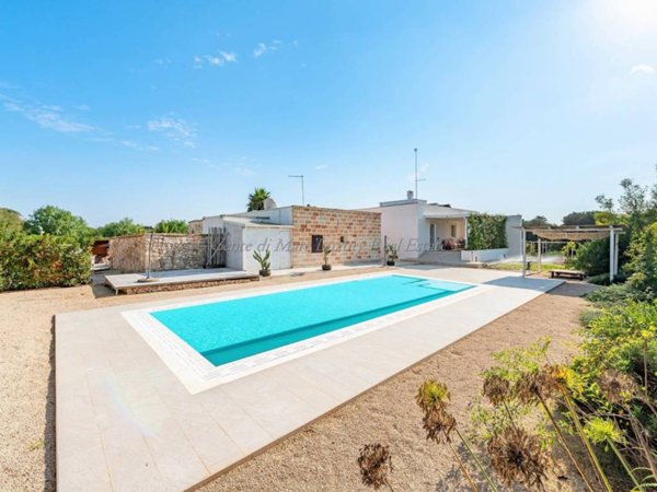 casa indipendente in vendita ad Ostuni