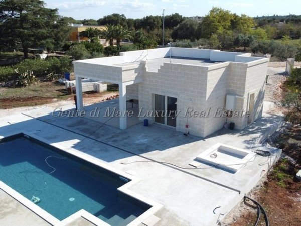 casa indipendente in vendita ad Ostuni